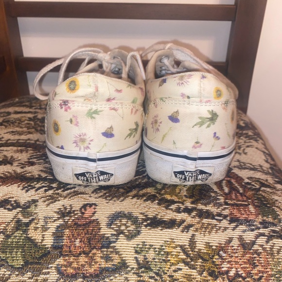 Vans Women’s Doheny Low Rise Canvas Sneakers, sz 6.5 - Picture 14 of 15